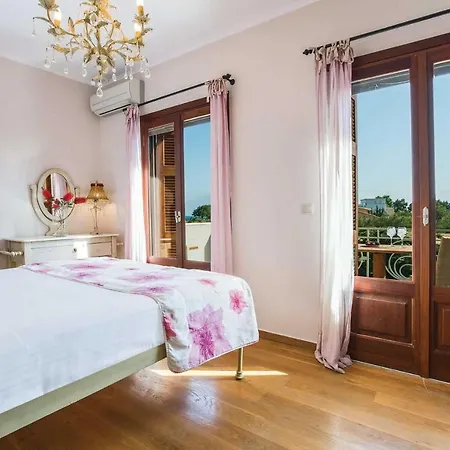 Agia Marina Sleeps 4 With Pool Air Con And Wifi ヴィラ Lefkáda