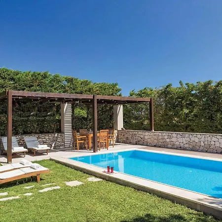 ヴィラ Agia Marina Sleeps 4 With Pool Air Con And Wifi *